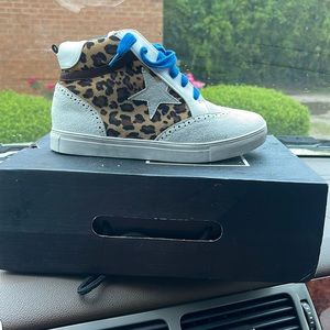 Shu Shop Phoenix Brand New In Box